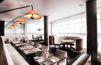 クールでスタイリッシュなレストラン”PERRY ST”